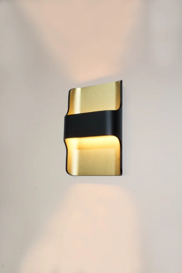Artdelight Dallas - Applique d'extérieur - 16 x 7,8 x 24 cm - 2 x 8W LED dimmable inclus - IP65 - noir et or mat