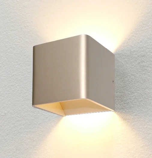 Artdelight Fulda - applique murale - 10 x 10 x 10 cm - 6W LED dimmable inclus - champagne