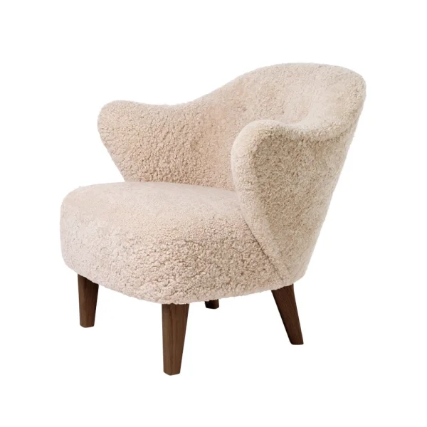 Audo Copenhagen Fauteuil Ingeborg Peau de mouton moonlight-pieds en chêne fumé