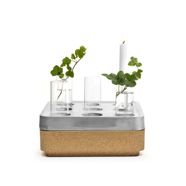 Born In Sweden Kit cadeau Stumpastaken Small aluminium, support en liège naturel, lot de 4 vases, allumettes