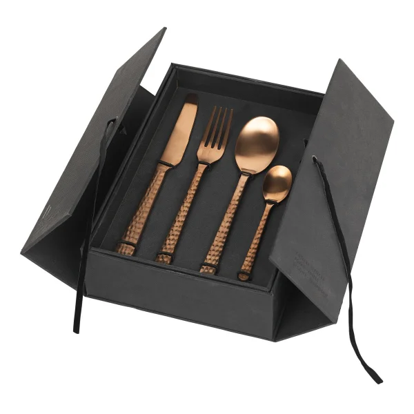 Broste Copenhagen Hune couverts 16 pcs Copper hammered