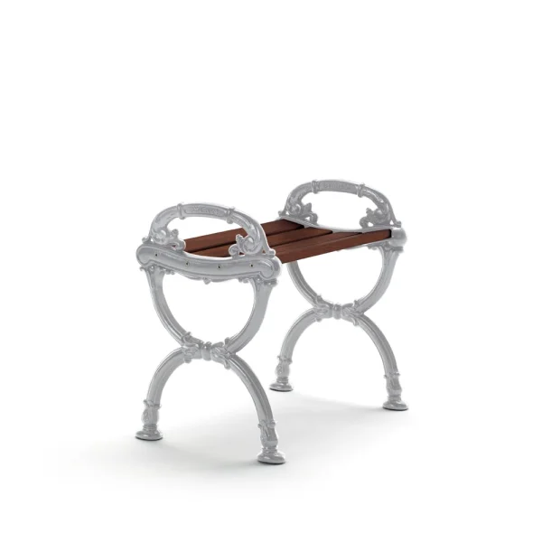 Byarums bruk Tabouret Byarum Pin brun lasure, support en aluminium brut