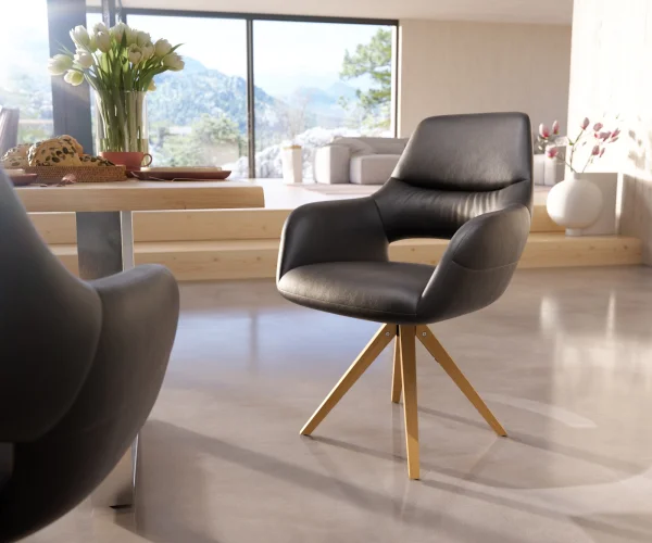 Chaise-de-salle-à-manger Yago-Flex avec accoudoirs cuir de vache noir pied en bois angulaire naturel ressorts ensachés