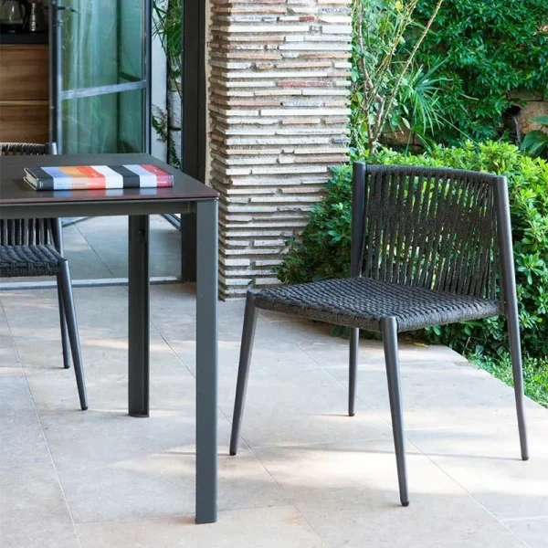 Chaise Luce Unopiù