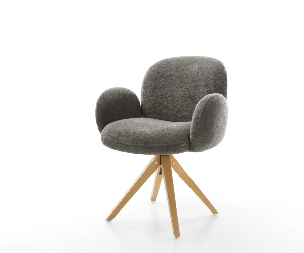 Chaise-pivotante Nube-Flex avec accoudoirs bouclé doux couleur boue pied en bois angulaire naturel pivotement sur 180° resorts ensachés