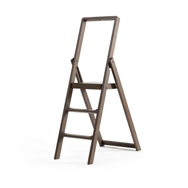 Design House Stockholm Echelle Step Dark oak
