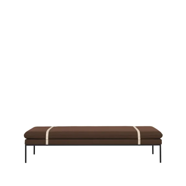 ferm LIVING Lit banquette Turn tissu fiord by kvadrat rust, structure noire