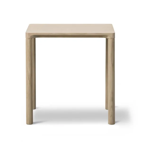 Fredericia Furniture Table d’appoint Piloti 6705 Savonée chêne-hauteur 35 cm