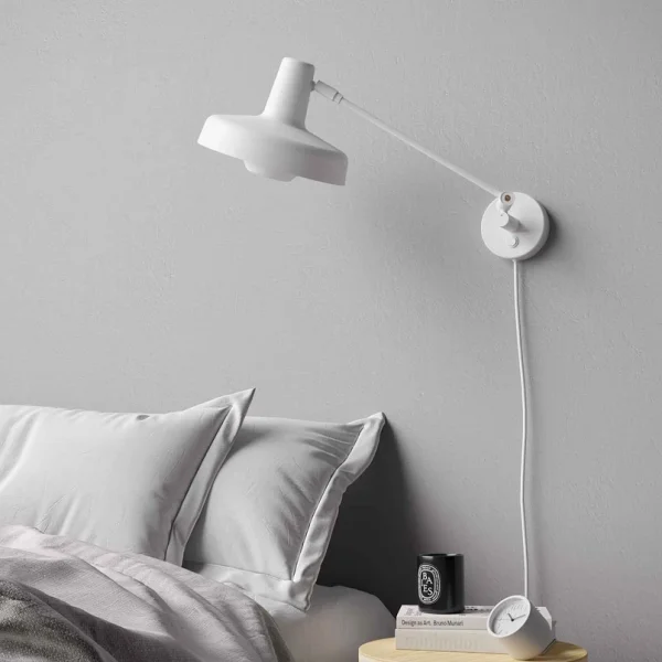 GRUPA - Arigato Applique Murale Short avec Câble Blanc