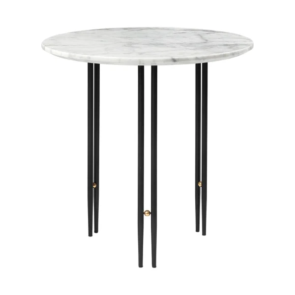 GUBI Table basse IOI Ø50 cm Noir-laiton-marbre blanc