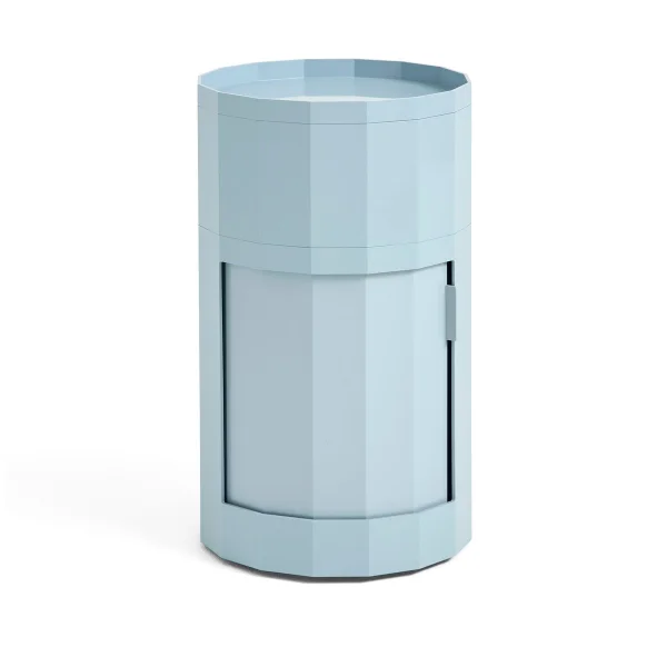 HAY Table d'appoint Facet Cabinet high pieds/roues 66 cm Misty blue