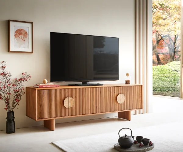 Meuble-TV Surimu 175 cm acacia brun clair 4 portes liège-poignée pieds en bois