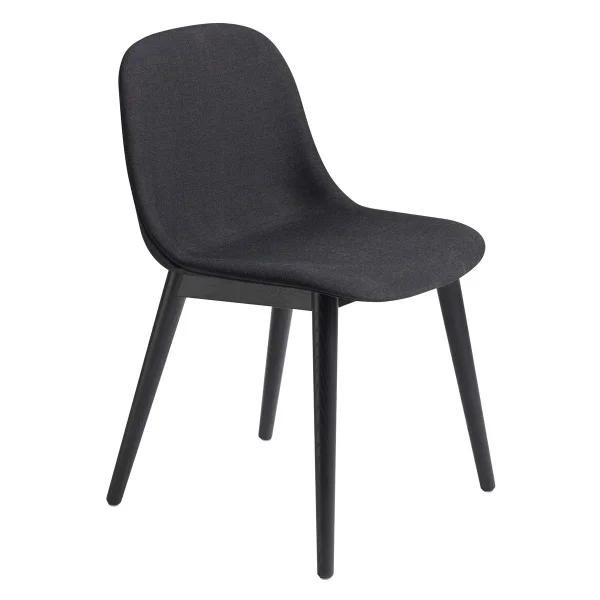 Muuto Chaise Fiber Side Chair avec pieds en bois Remix 183-noir