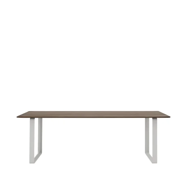 Muuto Table à manger 70/70 225x90 cm Solid smoked oak-Grey