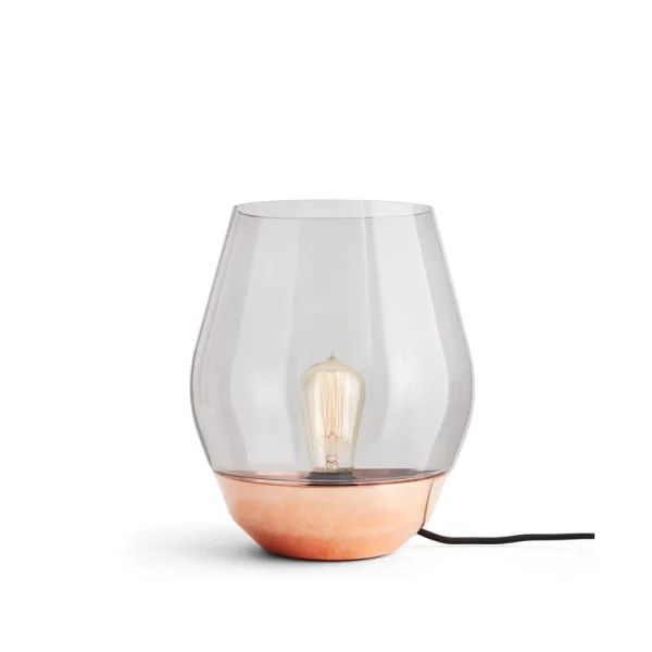 New Works Lampe de table Bowl raw copper, verre fumé clair