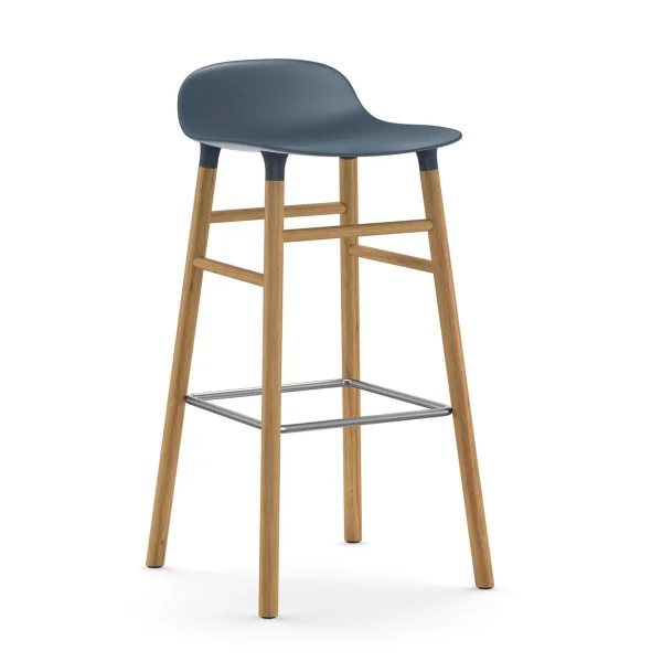 Normann Copenhagen Chaise de bar Form Chair pieds en chêne bleu