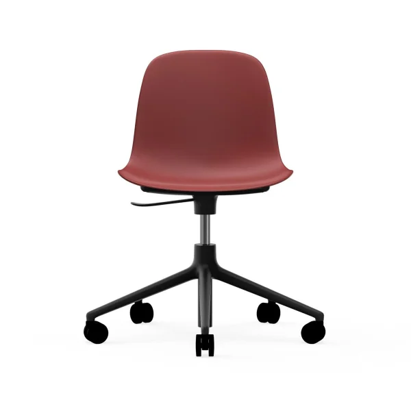 Normann Copenhagen Chaise de bureau Form avec base pivotante, fauteuil de bureau 5W rouge, aluminium noir, roulettes