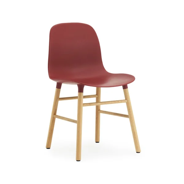 Normann Copenhagen Chaise Form red, pieds en chêne