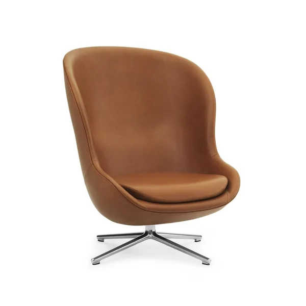 Normann Copenhagen Fauteuil Hyg cuir ultra 41574 brandy, pied pivotant en aluminium