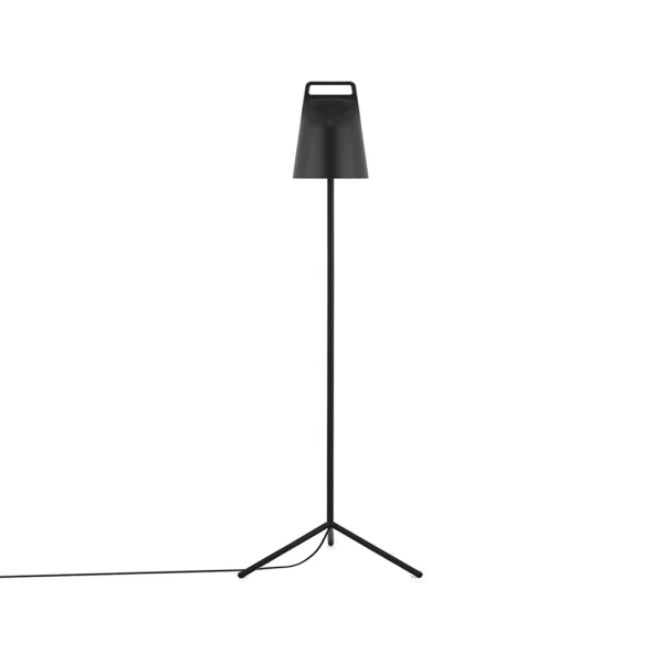 Normann Copenhagen Lampadaire Stage black, acier revêtu par poudre