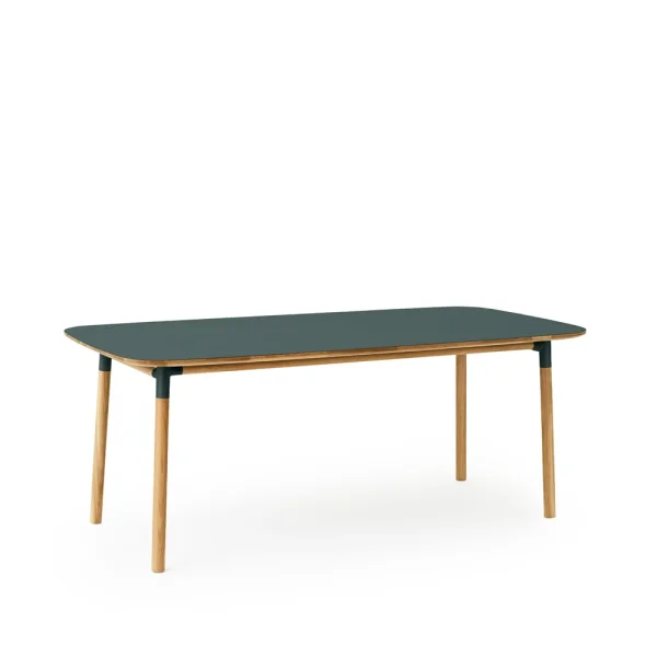 Normann Copenhagen Table à manger Form green, pieds en chêne