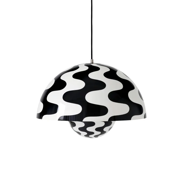 &Tradition Suspension Flowerpot VP2 Black-white pattern