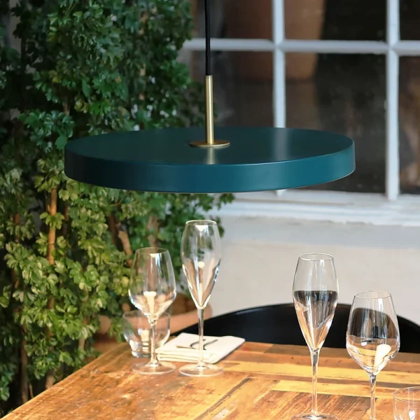 UMAGE - Suspension LED Asteria Medium, vert/laiton, Ø 43 cm