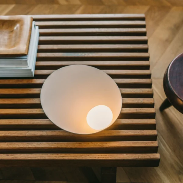 Vibia - Musa 7402 lampe de table LED horizontale, taupe